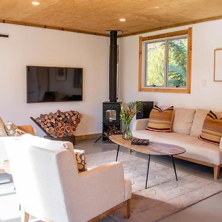 Отель Parohe Island Retreat Окленд Экстерьер фото