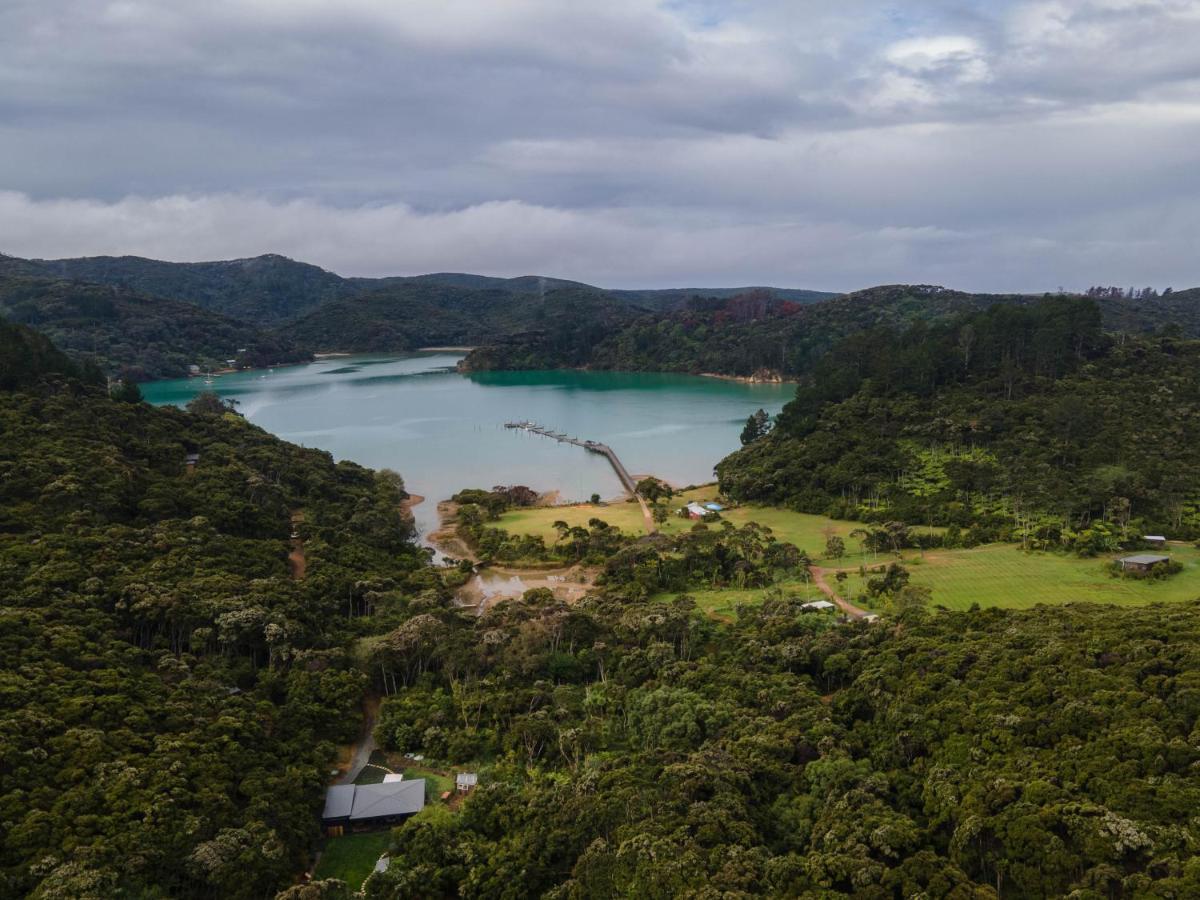 Отель Parohe Island Retreat Окленд Экстерьер фото